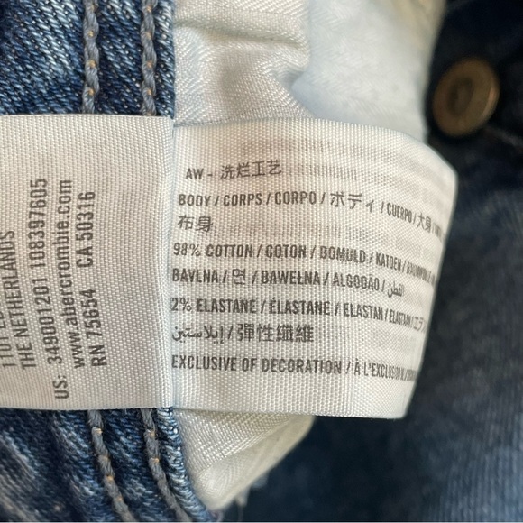 Hollister Shorts Womens Size 5 w27 Blue Denim Curvy Mom Button Fly Cut Off - Picture 8 of 8